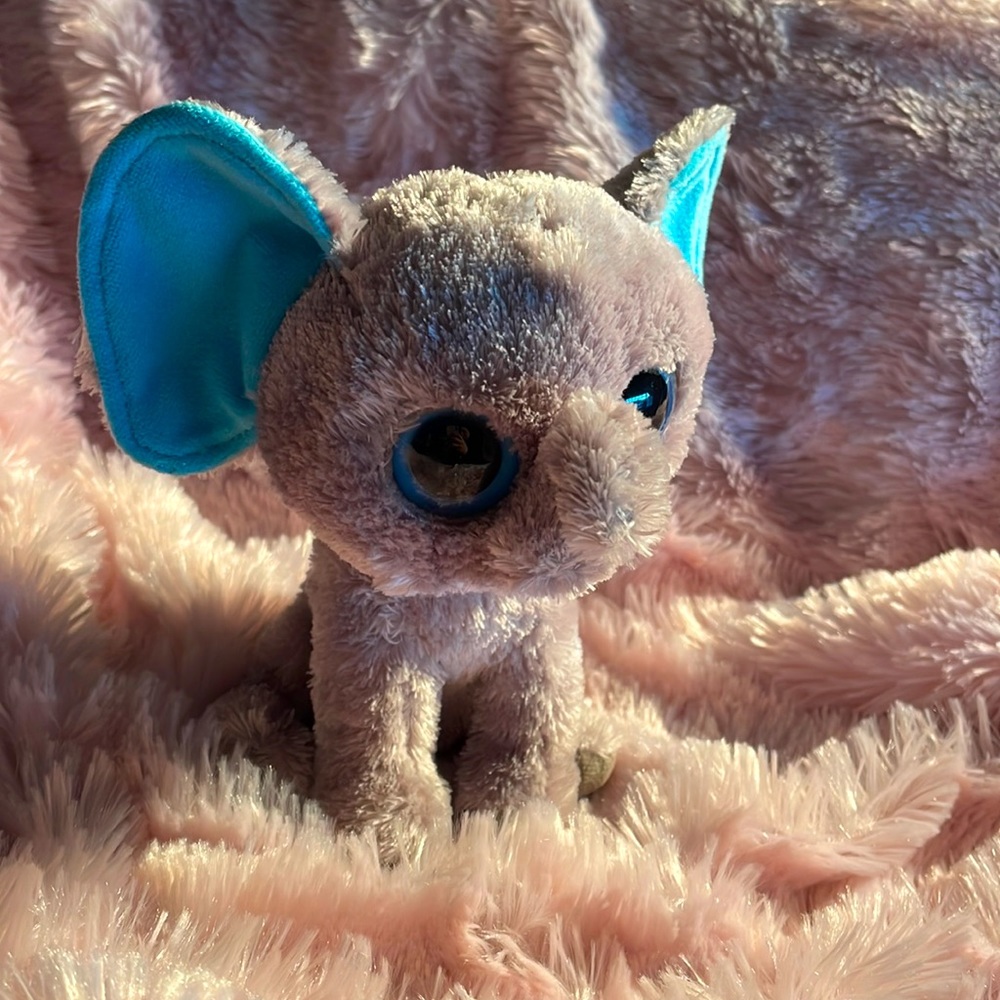 Rare Peanut The Elephant Beanie Boo 6 inch